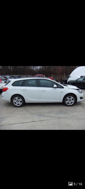 Opel Astra 1.6CDTI На части, снимка 1