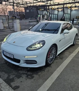 ������ Porsche Panamera