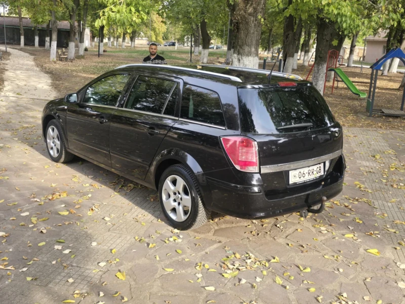 Opel Astra 1.8 , снимка 2 - Автомобили и джипове - 47905430