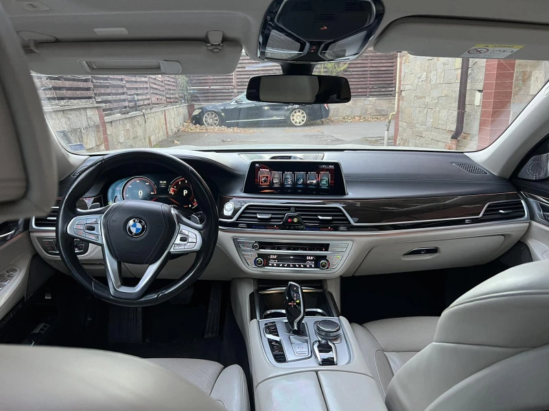 BMW 750 Li xDrive B&W FULL !!, снимка 6 - Автомобили и джипове - 48138606