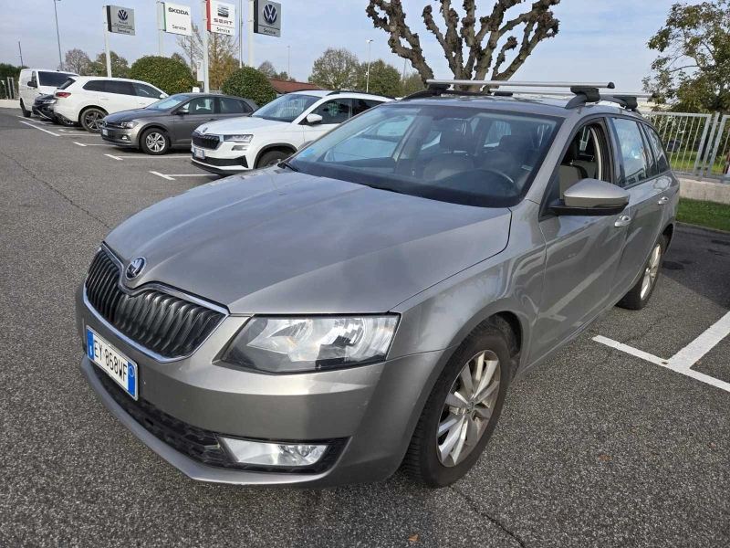 Skoda Octavia 1.6-DSG NAVI. TOP., снимка 3 - Автомобили и джипове - 48281314