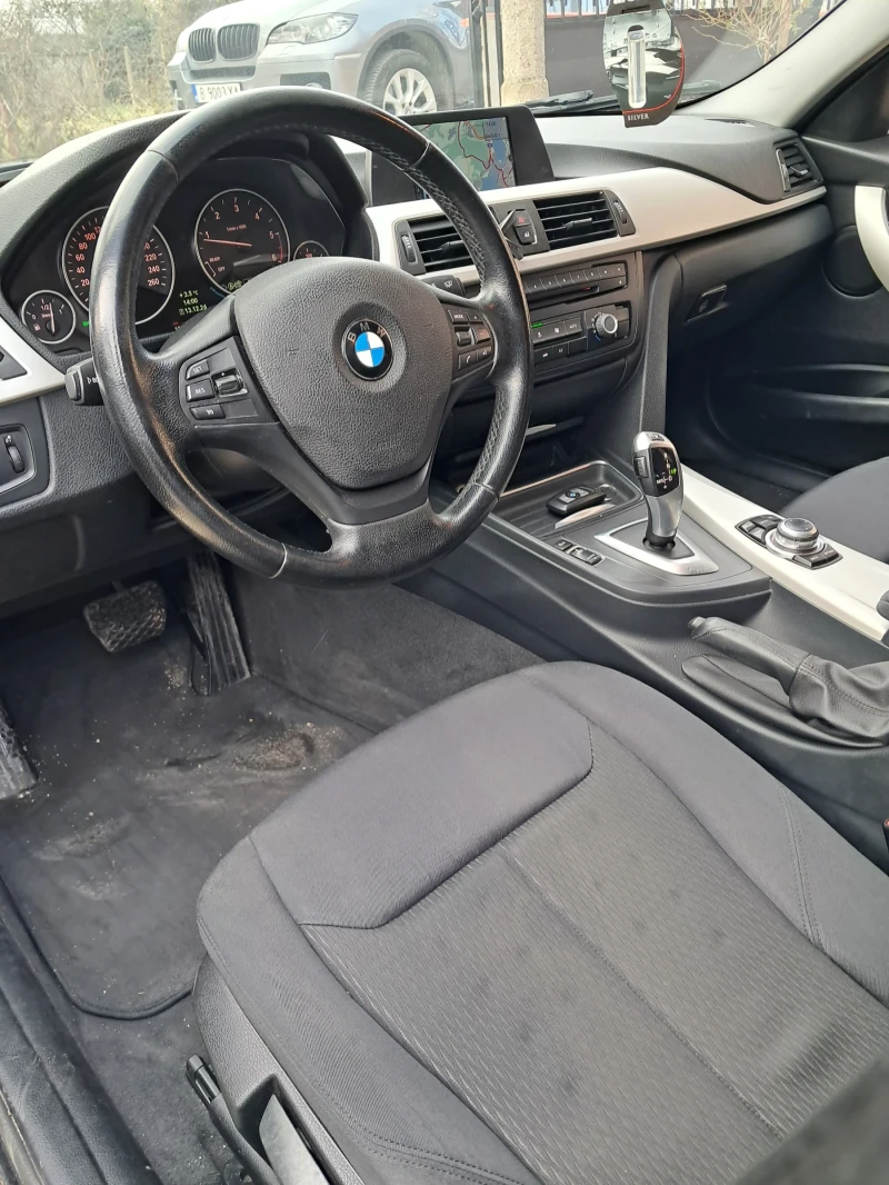 BMW 320, снимка 6 - Автомобили и джипове - 48335981