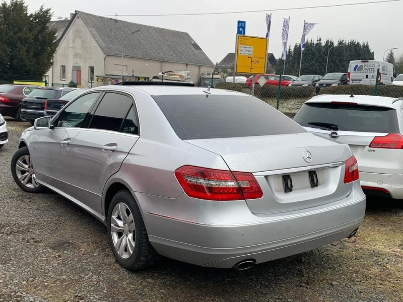 Mercedes-Benz E 350 CDI* 231* NAVI* PDC* XENON* КОЖА* CAM* , снимка 3 - Автомобили и джипове - 49214706