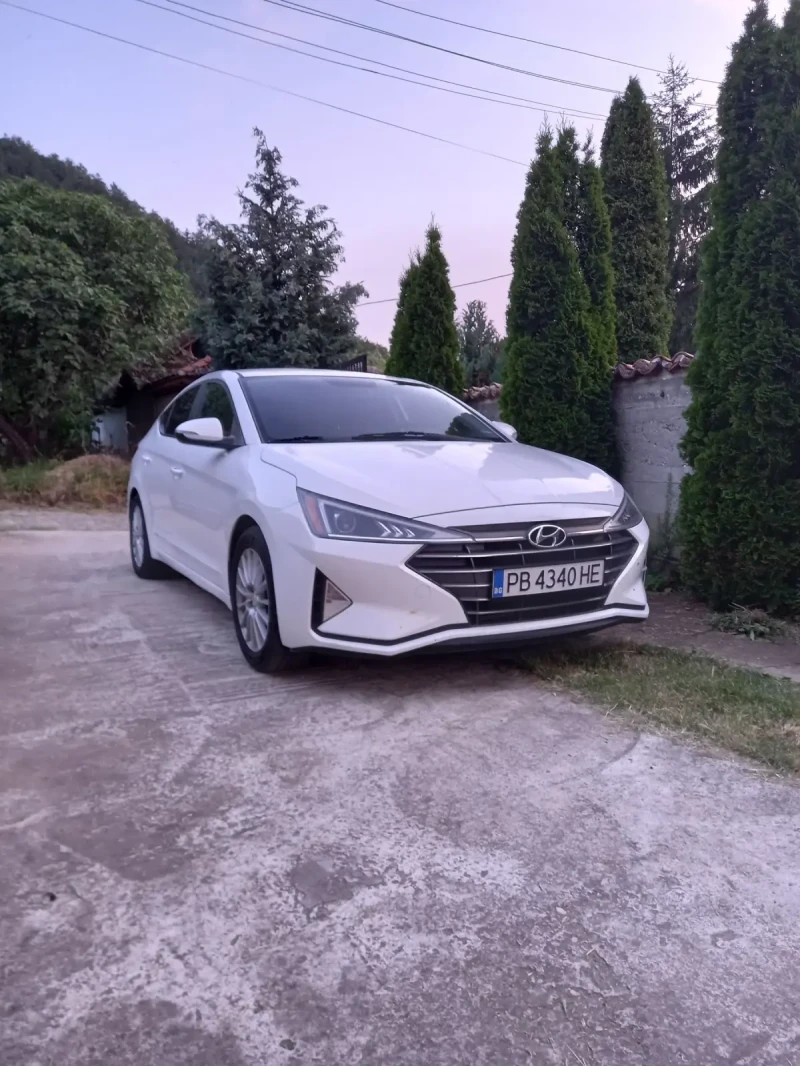 Hyundai Elantra, снимка 3 - Автомобили и джипове - 52650546