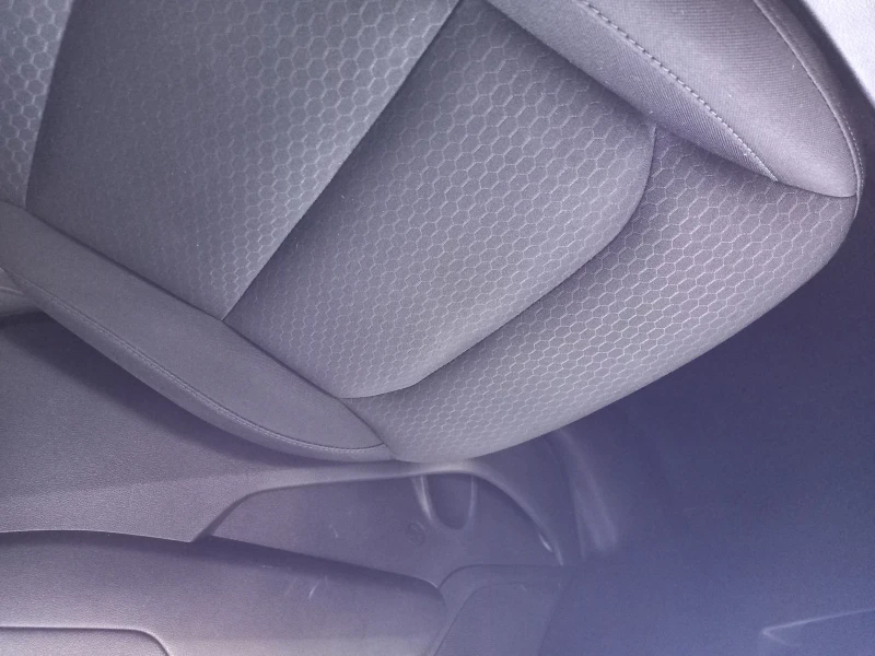 Hyundai Elantra, снимка 11 - Автомобили и джипове - 52650546