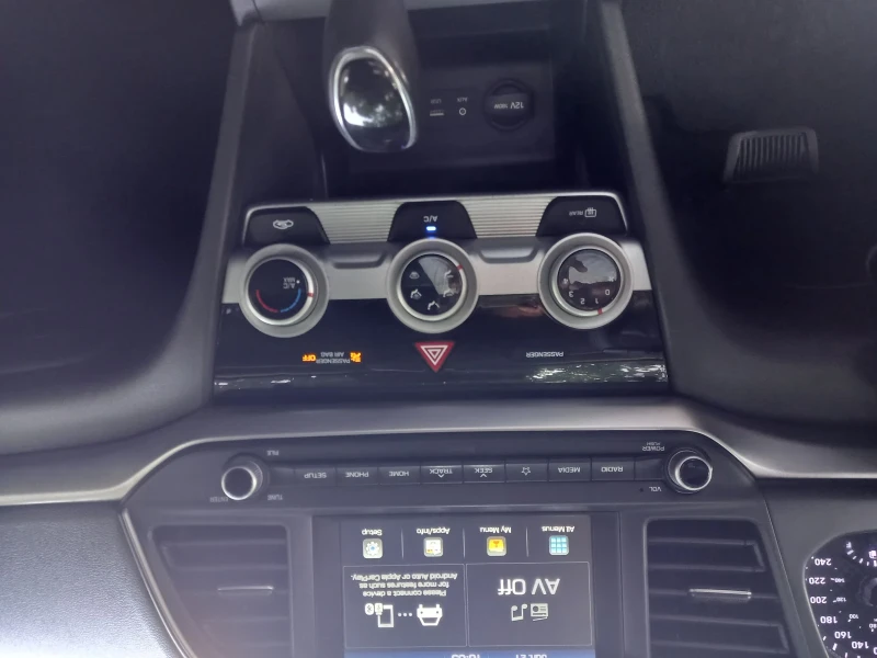 Hyundai Elantra, снимка 7 - Автомобили и джипове - 52650546