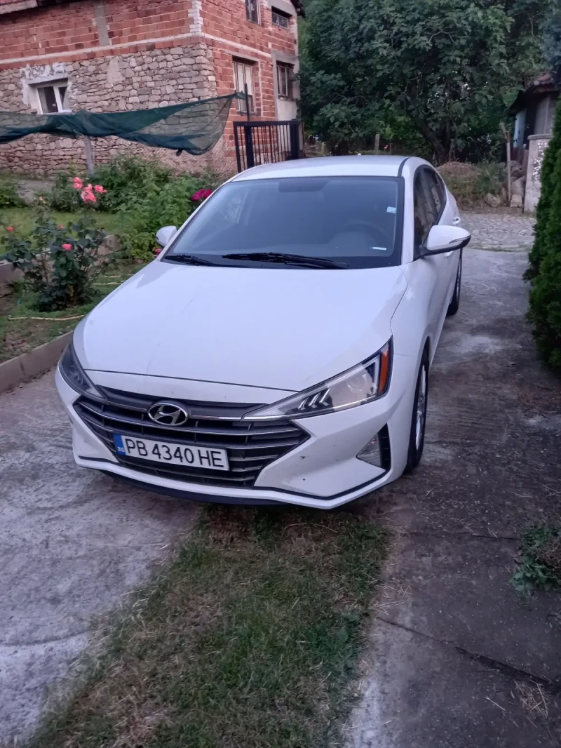 Hyundai Elantra, снимка 2 - Автомобили и джипове - 52650546