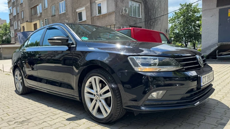 VW Jetta 2.0 TDI, снимка 2 - Автомобили и джипове - 52788135