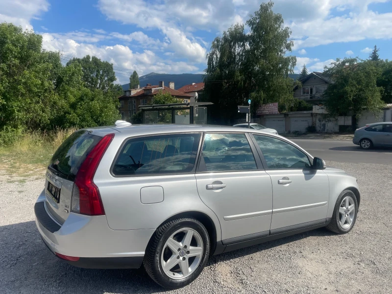 Volvo V50 1.6 D, 109 коня, FACELIFT, снимка 5 - Автомобили и джипове - 50993203