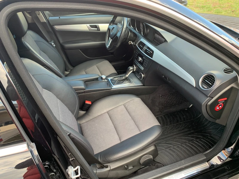 Mercedes-Benz C 220 CDI, AMG LINE, AVANTGARD, FULL SERVICE, NAVI, снимка 10 - Автомобили и джипове - 52300508