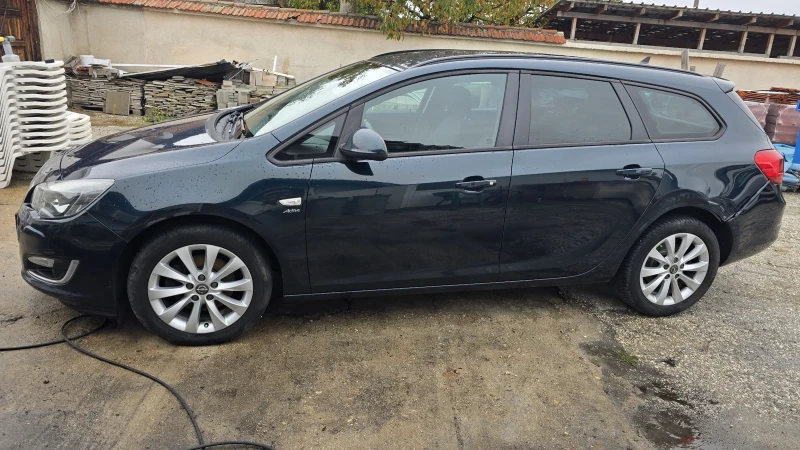 Opel Astra Active, снимка 10 - Автомобили и джипове - 52186447