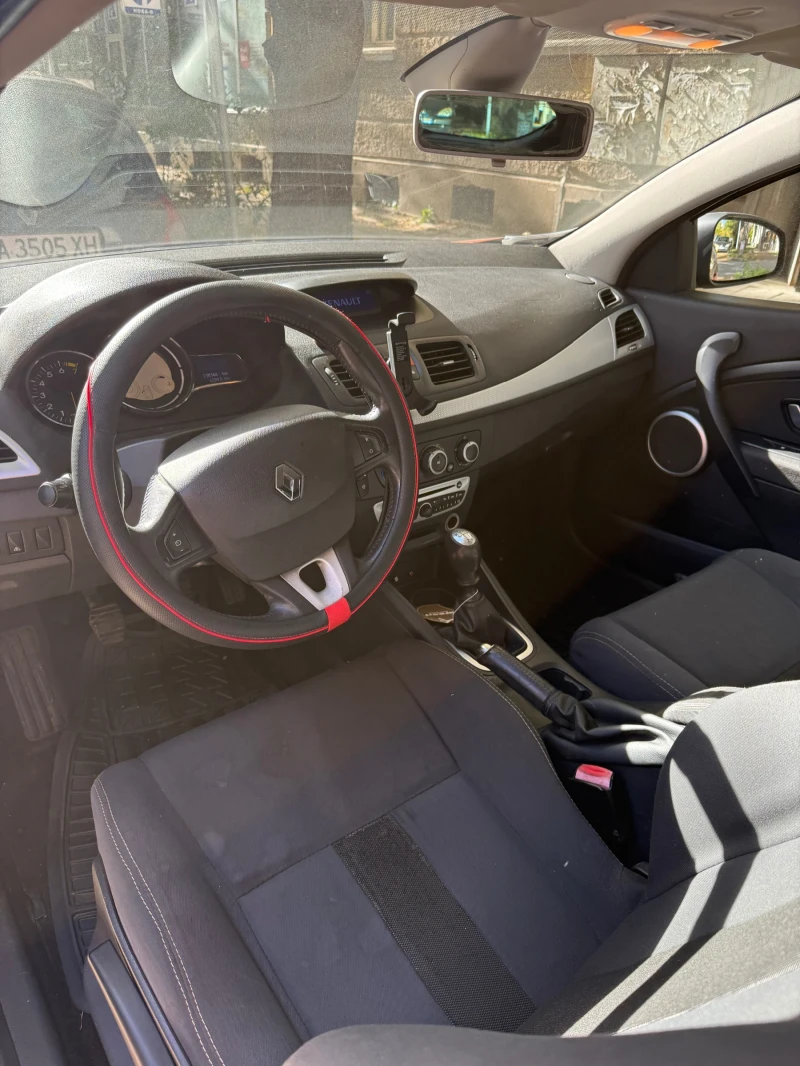 Renault Megane, снимка 5 - Автомобили и джипове - 52793646