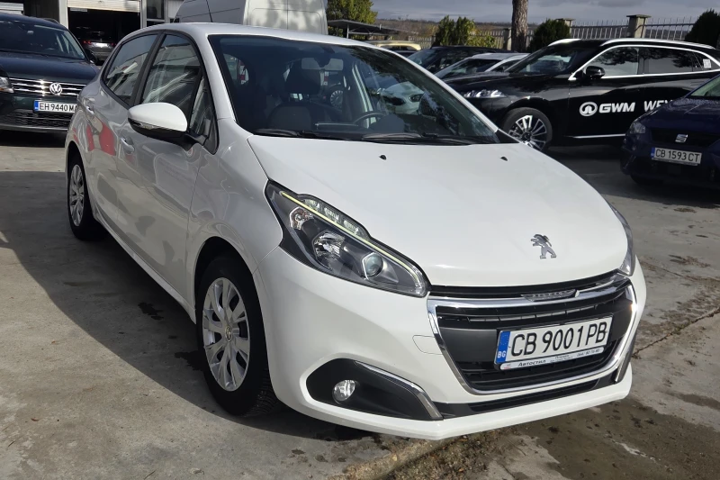 Peugeot 208 66734км., снимка 3 - Автомобили и джипове - 52304858