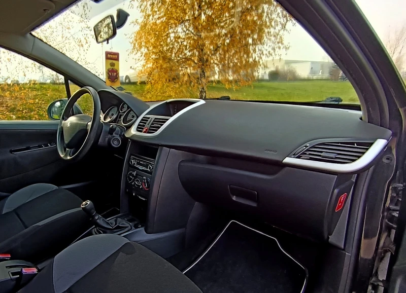 Peugeot 207 1.4 Station Wagon, снимка 5 - Автомобили и джипове - 52801470