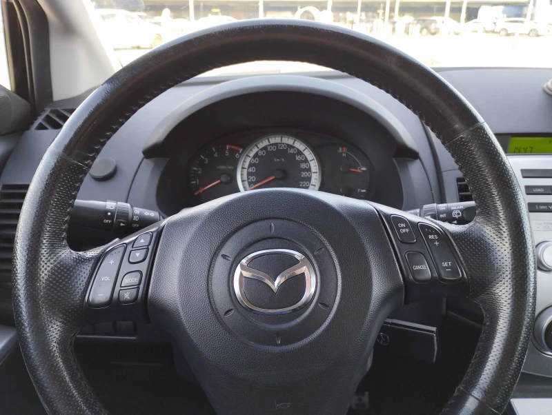 Mazda 5 2.0, снимка 12 - Автомобили и джипове - 53444395