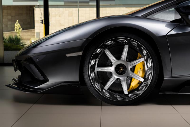 Lamborghini Aventador S LP740-4 Nero Design/Mansory, снимка 6 - Автомобили и джипове - 30814357