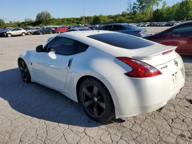 Nissan 370Z  - изображение 2