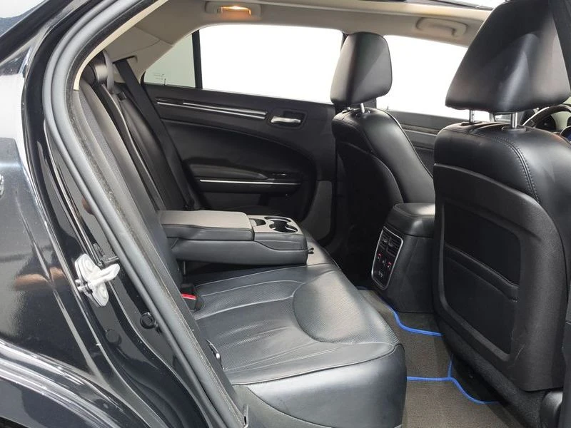 Chrysler 300c 3.6| 292к.с., снимка 12 - Автомобили и джипове - 56368600