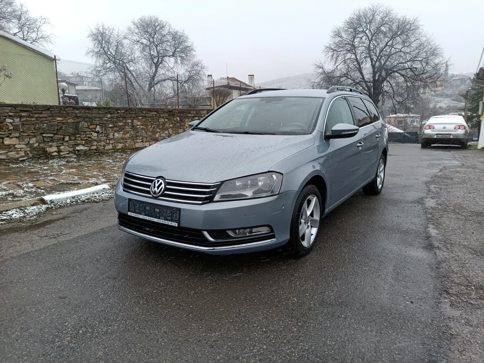 VW Passat 2.0 140к автомат нави , снимка 1
