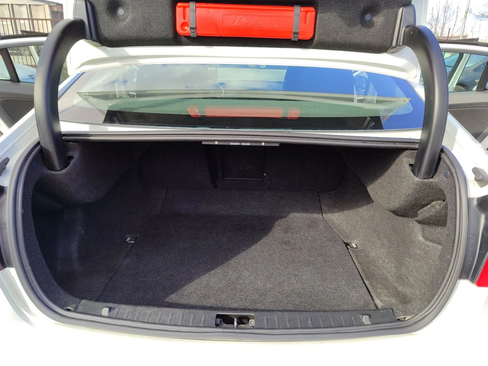 Volvo S60 2.0 D3 Kinetic | Mobile.bg — изображение 14