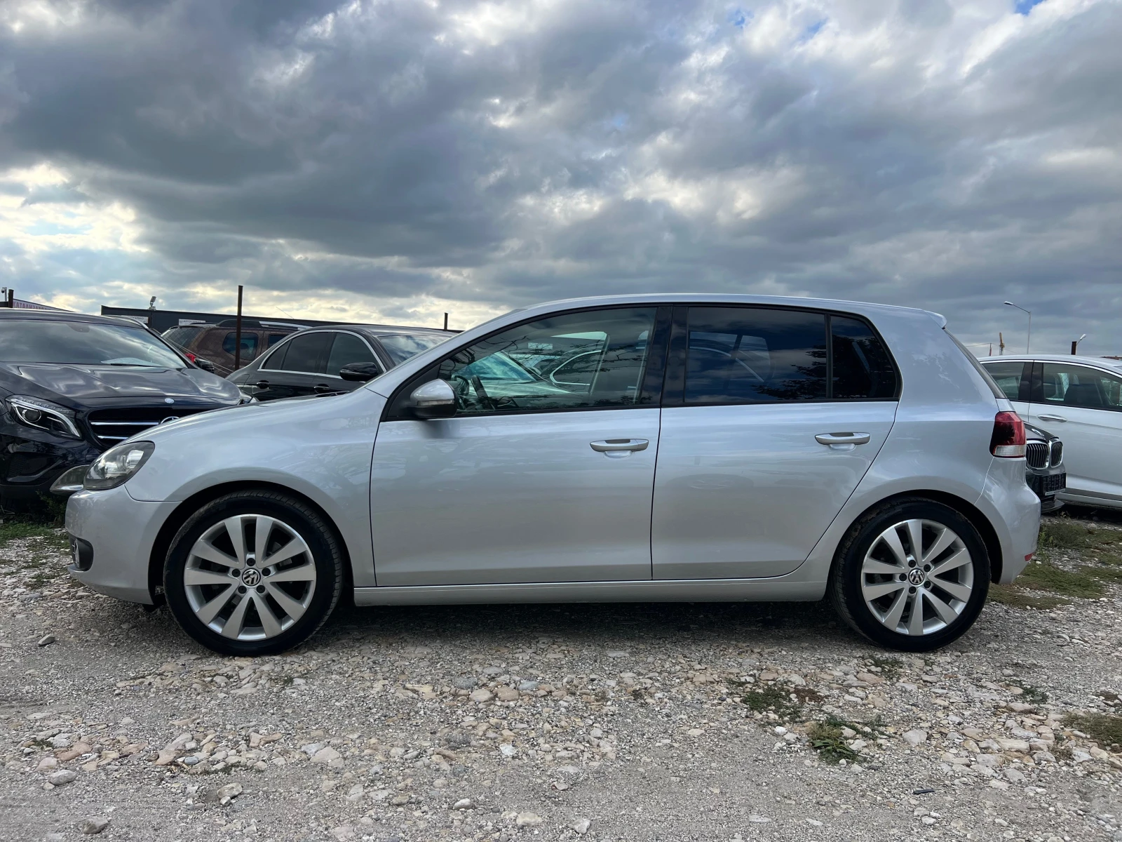 VW Golf HIGHLINE 1.6B/GPL 102k.s. - изображение 7