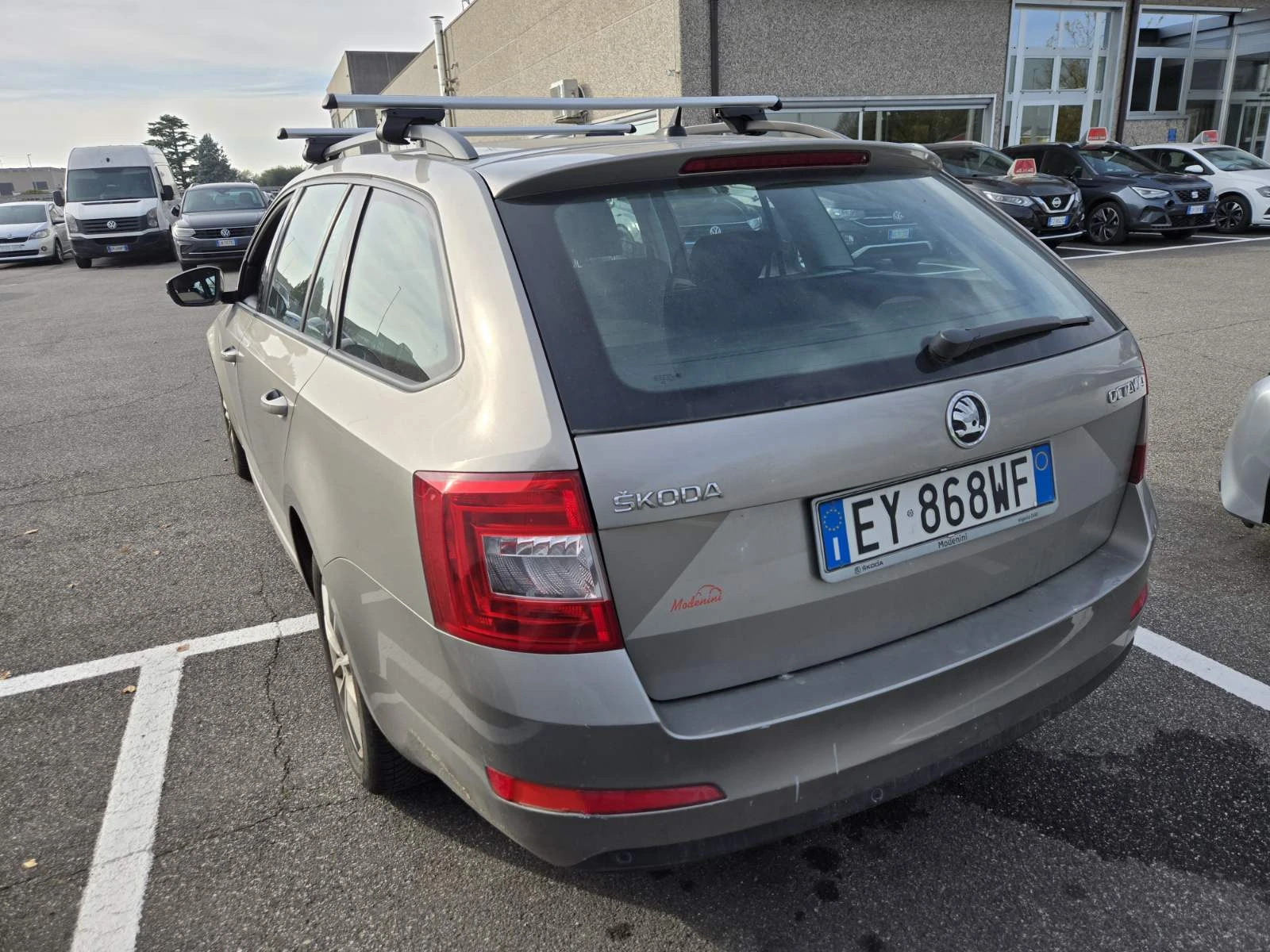 Skoda Octavia 1.6-DSG NAVI. TOP. - изображение 8