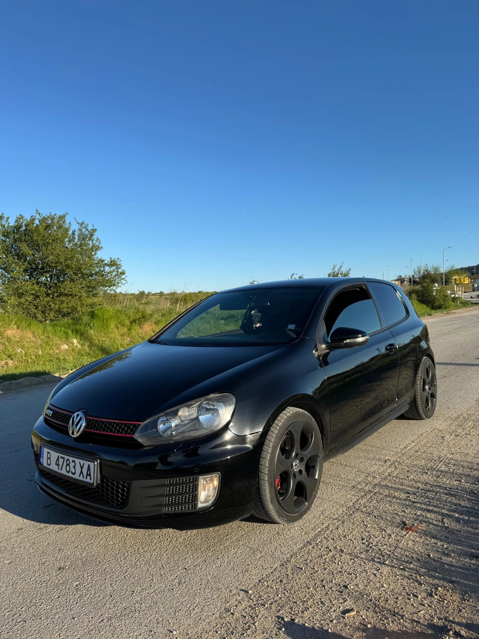 VW Golf GTI 2.0i 235 - изображение 7