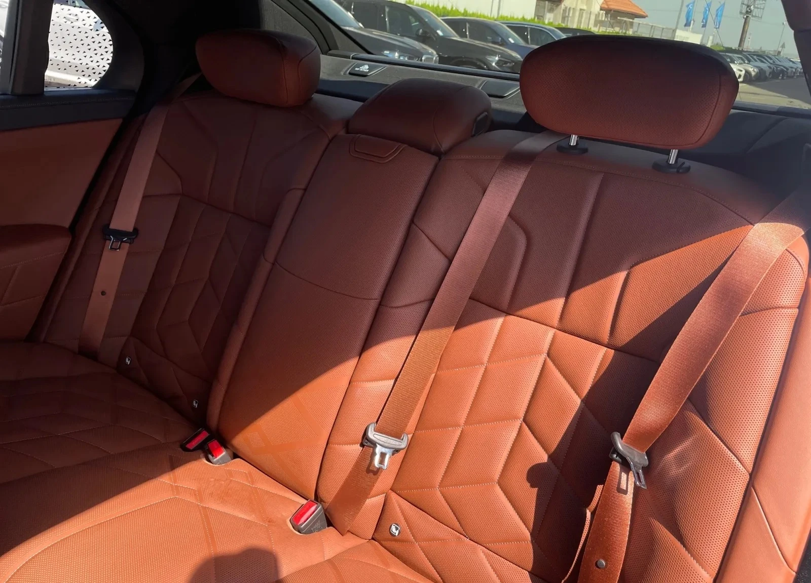 BMW 740 d xDrive M-Sport Paket - изображение 10