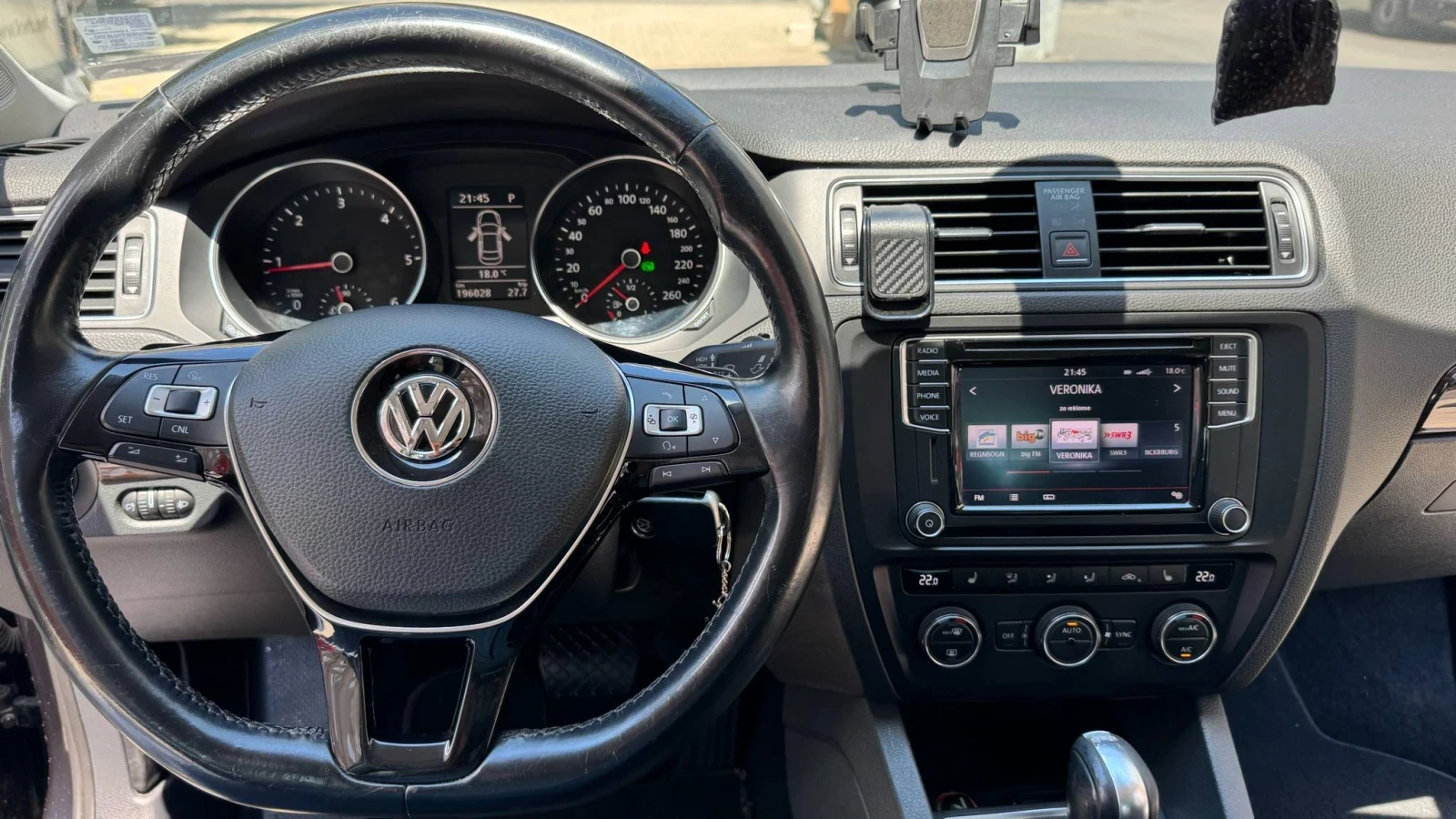 VW Jetta 2.0 TDI - изображение 6