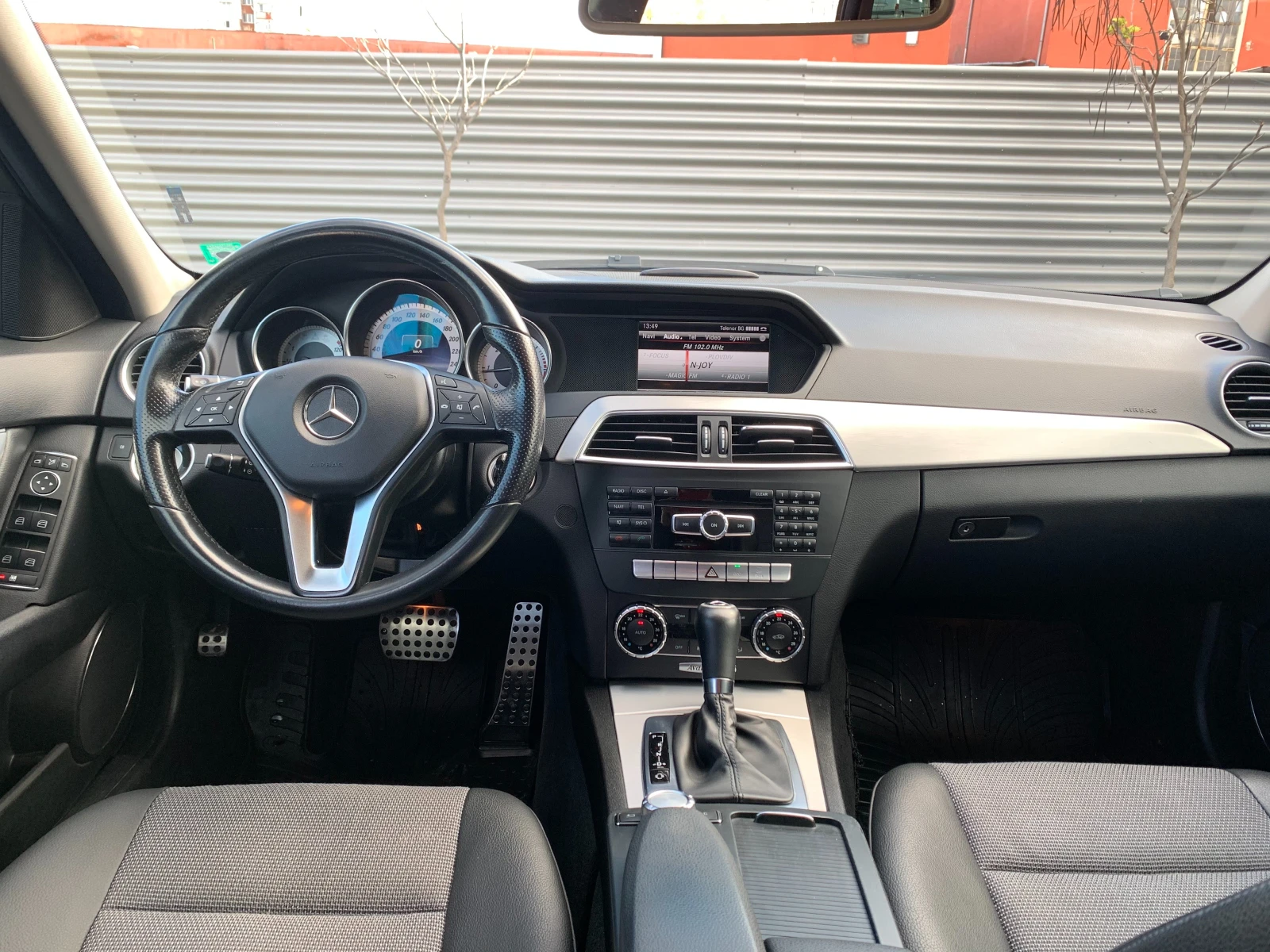 Mercedes-Benz C 220 CDI, AMG LINE, FULL SERVICE, NAVI - изображение 8