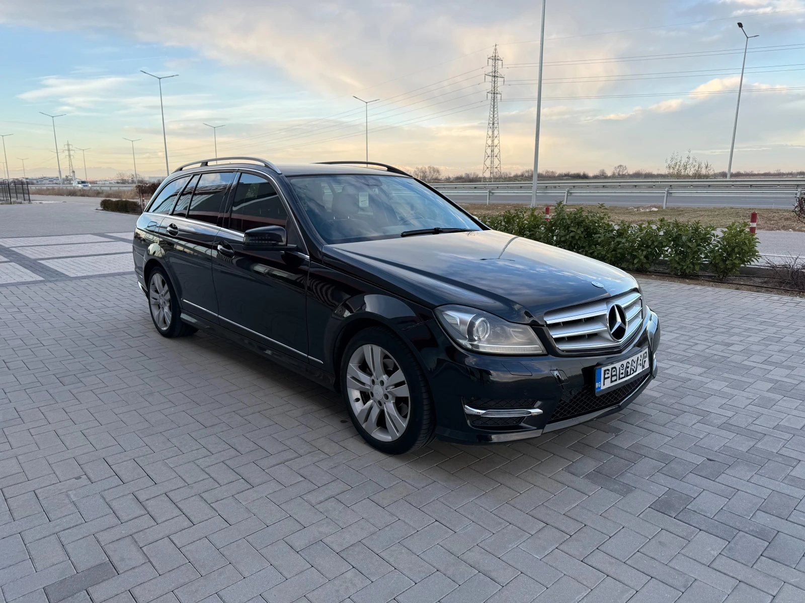 Mercedes-Benz C 220 CDI, AMG LINE, AVANTGARD, FULL SERVICE, NAVI | Mobile.bg � ����������� 1