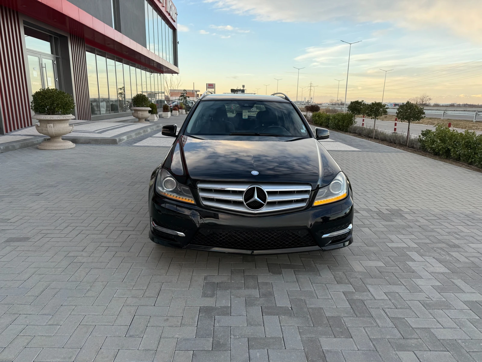 Mercedes-Benz C 220 CDI, AMG LINE, AVANTGARD, FULL SERVICE, NAVI - изображение 2