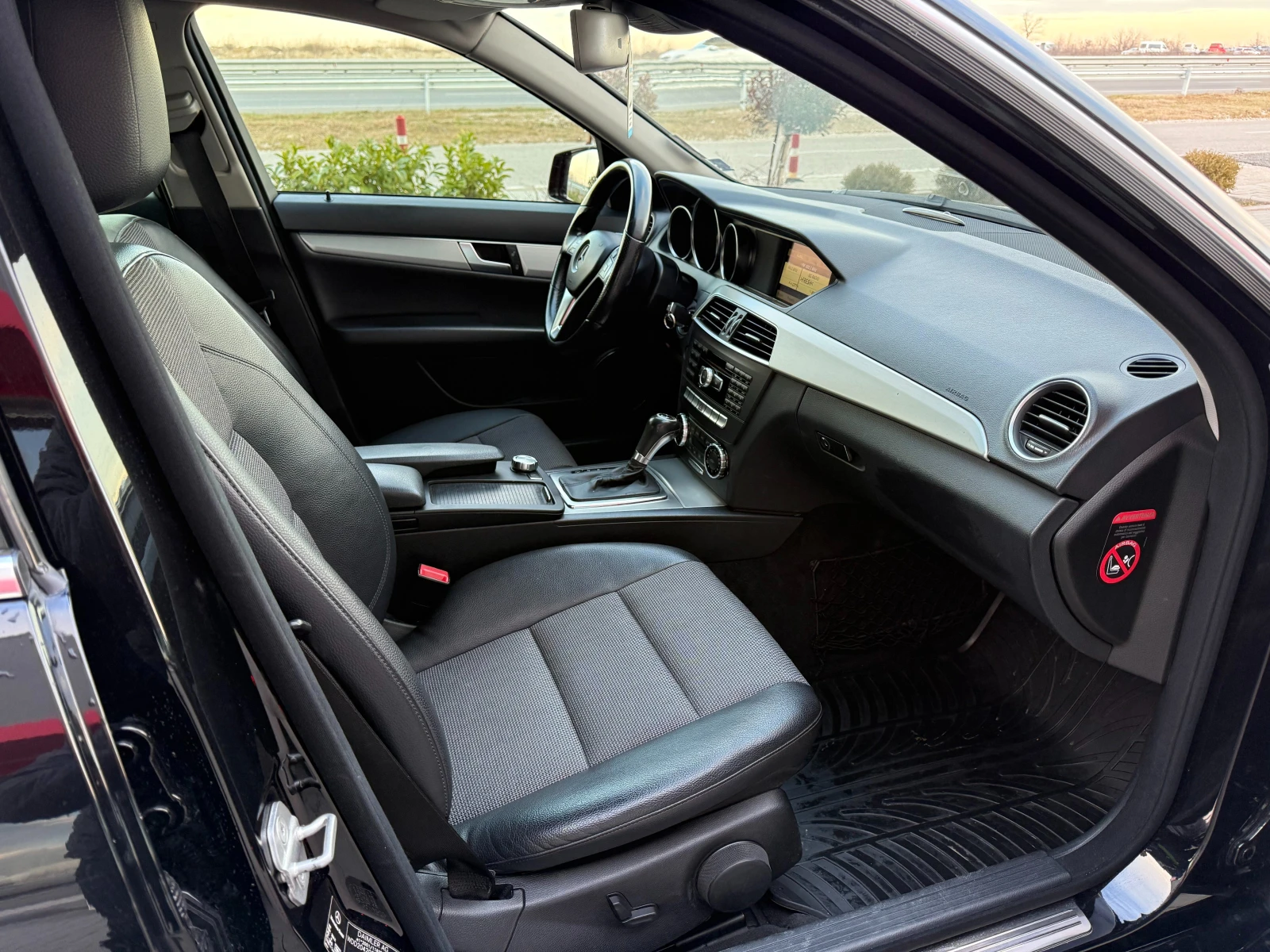 Mercedes-Benz C 220 CDI, AMG LINE, AVANTGARD, FULL SERVICE, NAVI - изображение 7