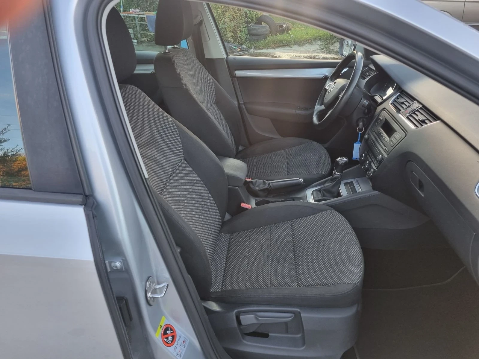 Skoda Octavia 2.0TDi 4x4 ШВЕЙЦАРИЯ - изображение 8