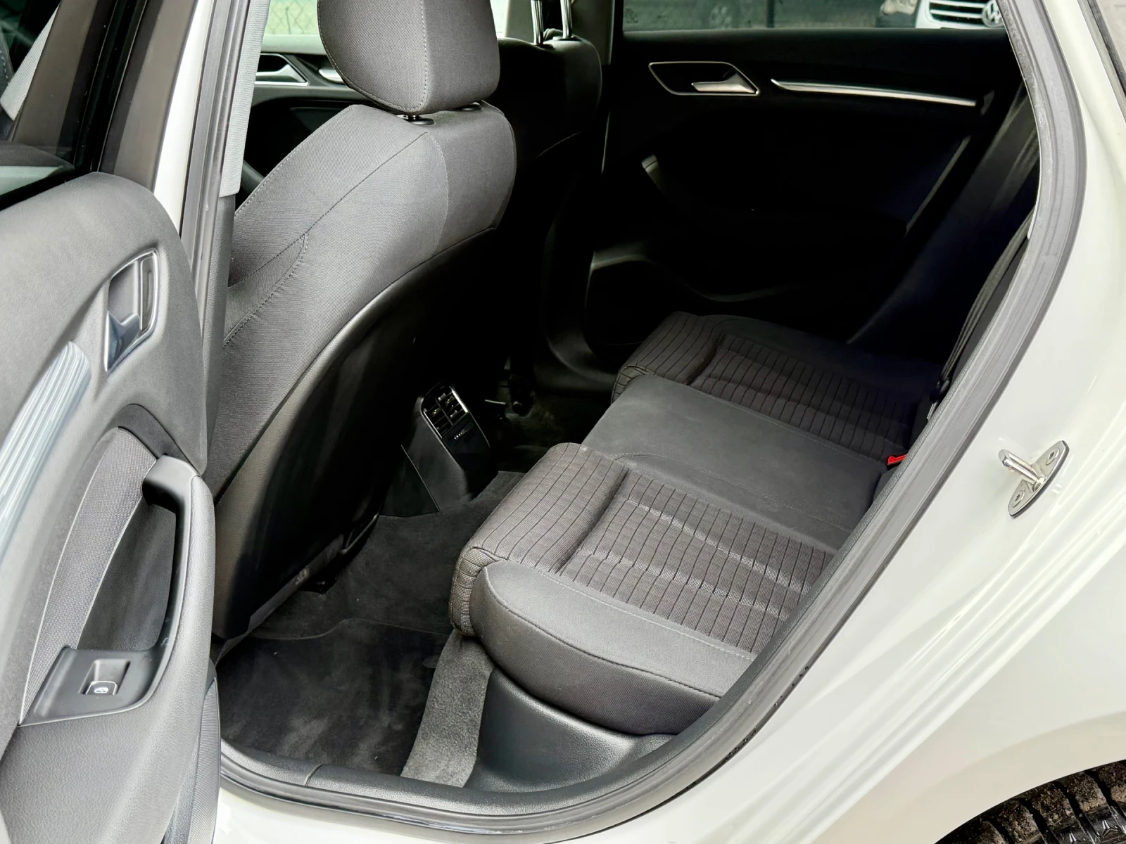 Audi A3 Facelift* 2.0TDI* Quattro* 4x4* ���������* Navi* � | Mobile.bg � ����������� 15