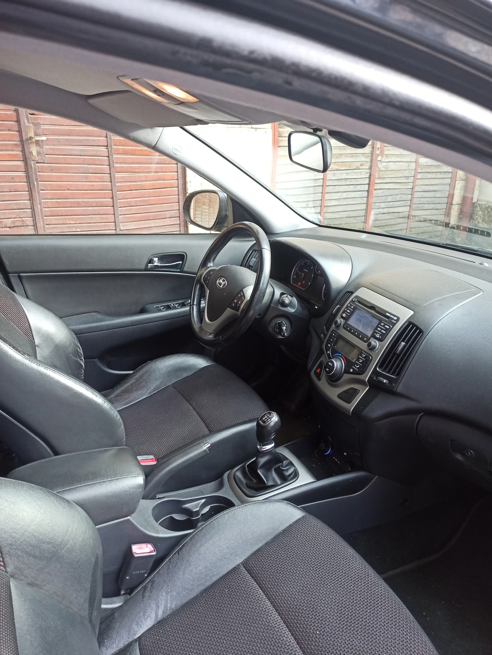 Hyundai I30, снимка 14 - Автомобили и джипове - 54043437