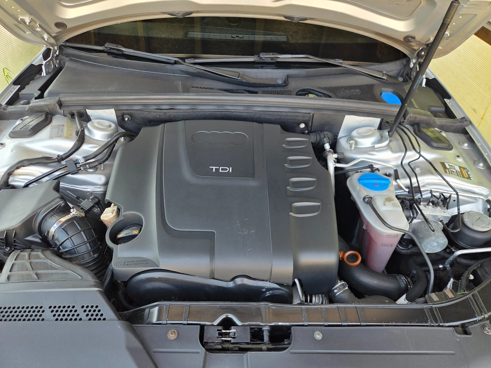 Audi A4, снимка 13 - Автомобили и джипове - 54439576