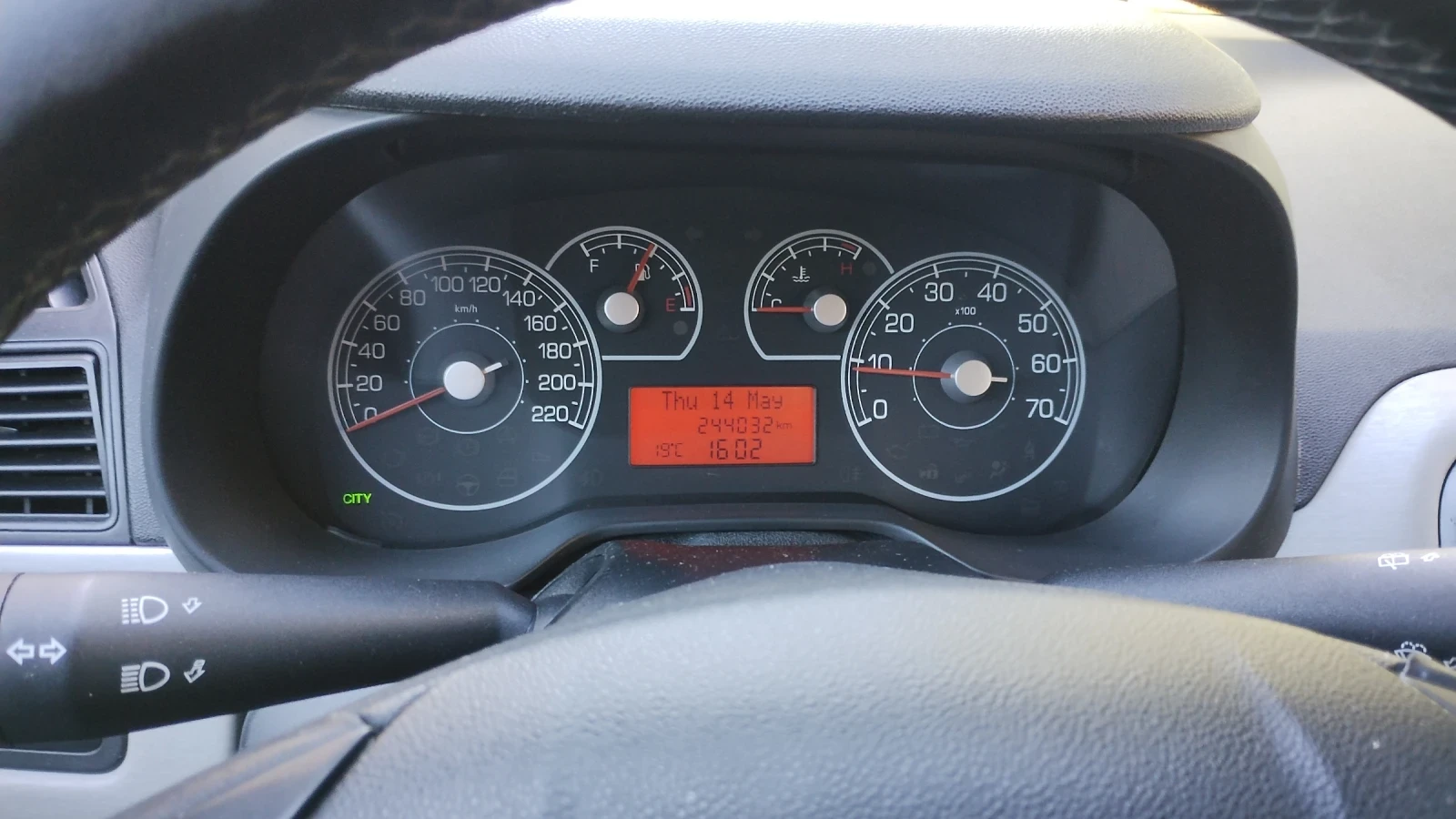 Fiat Punto, снимка 7 - Автомобили и джипове - 54556113