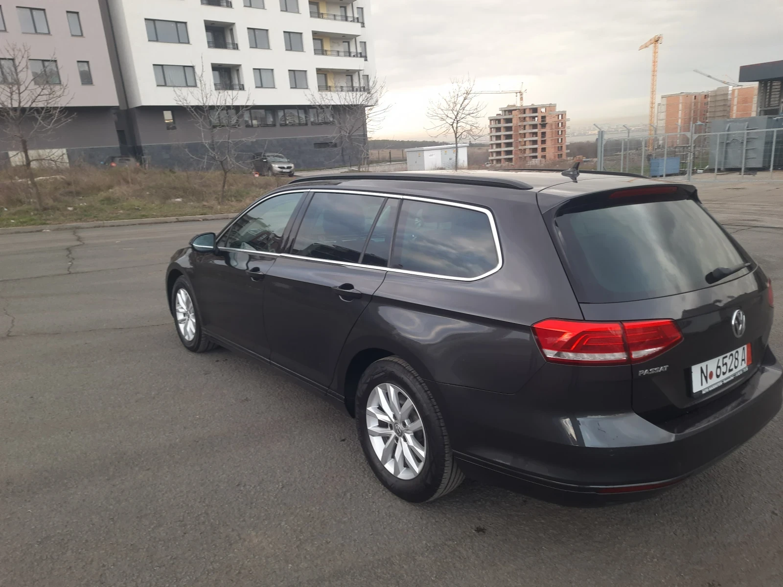 VW Passat, снимка 3 - Автомобили и джипове - 54913571