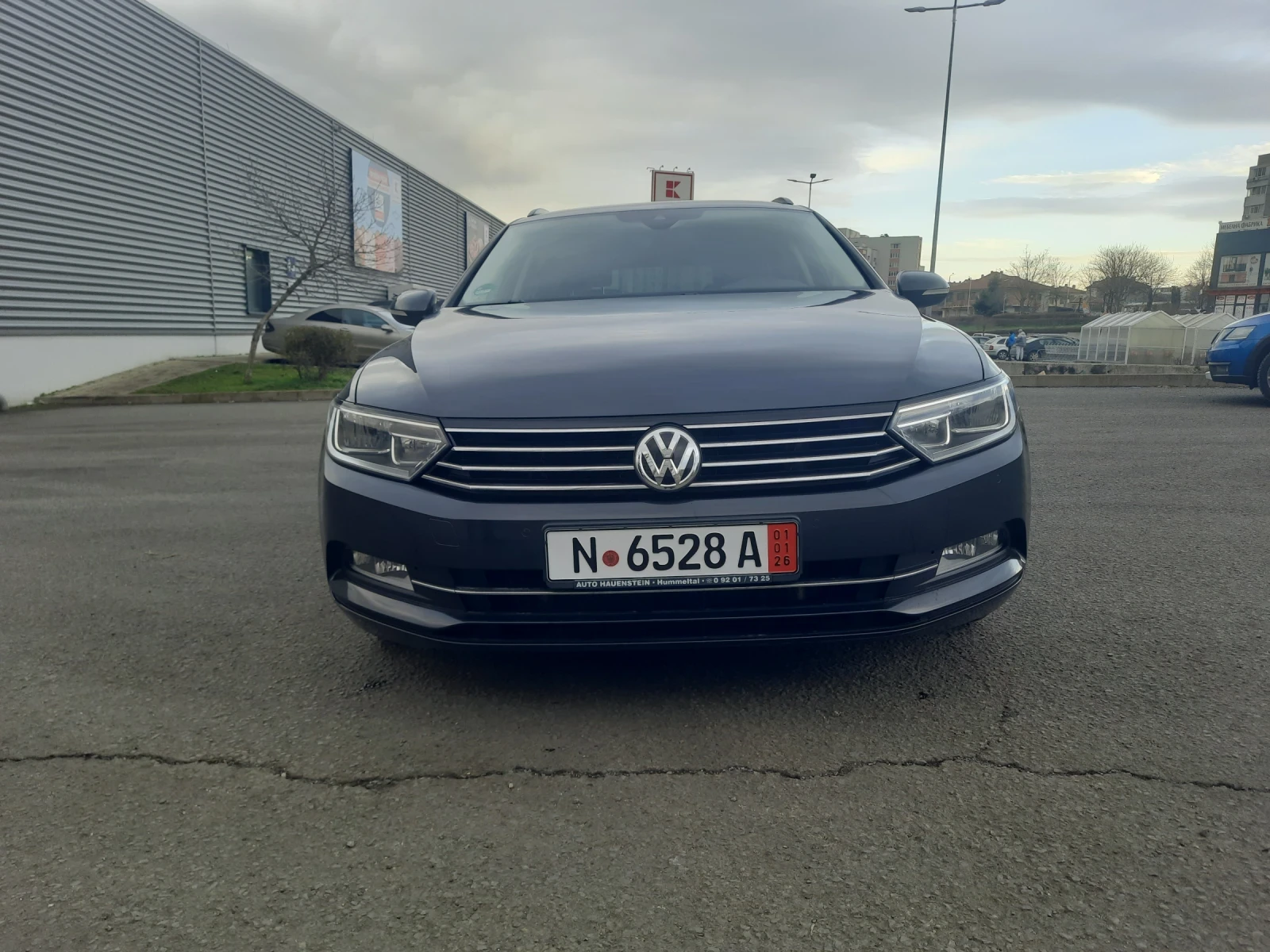 VW Passat, снимка 2 - Автомобили и джипове - 54913571