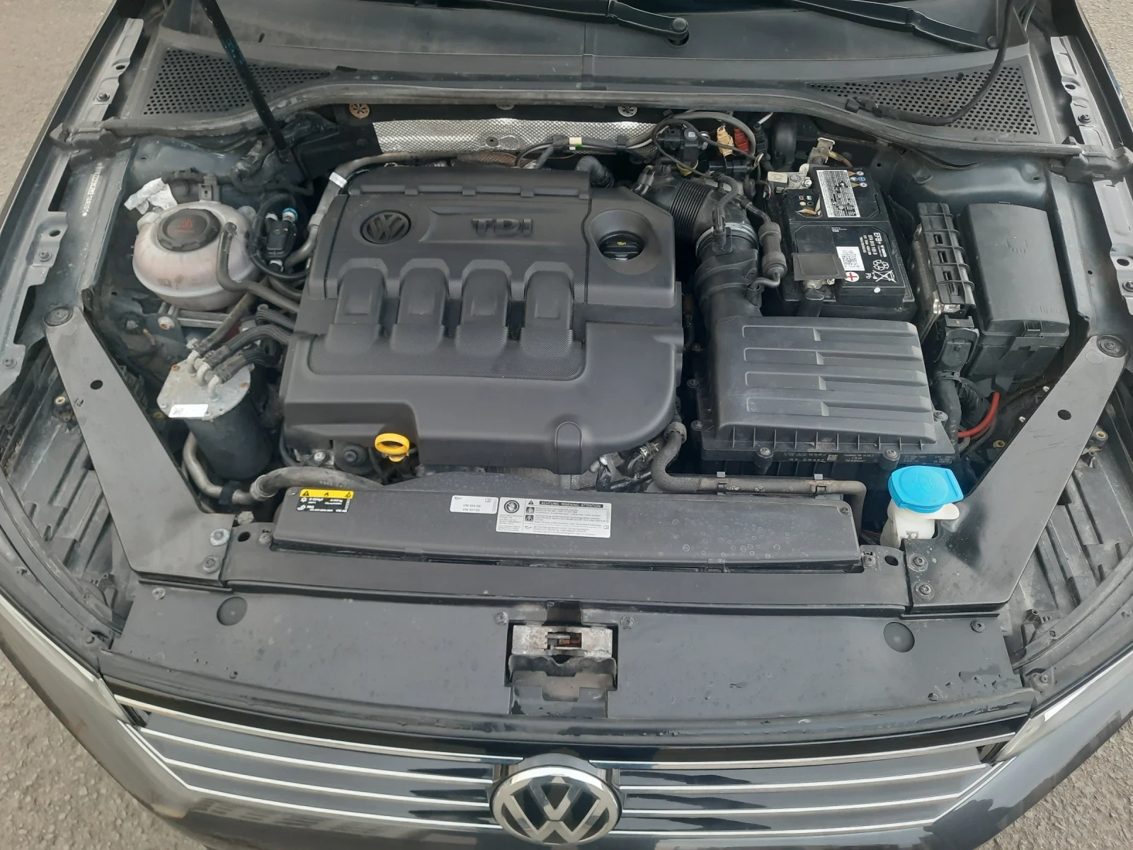 VW Passat, снимка 15 - Автомобили и джипове - 54913571