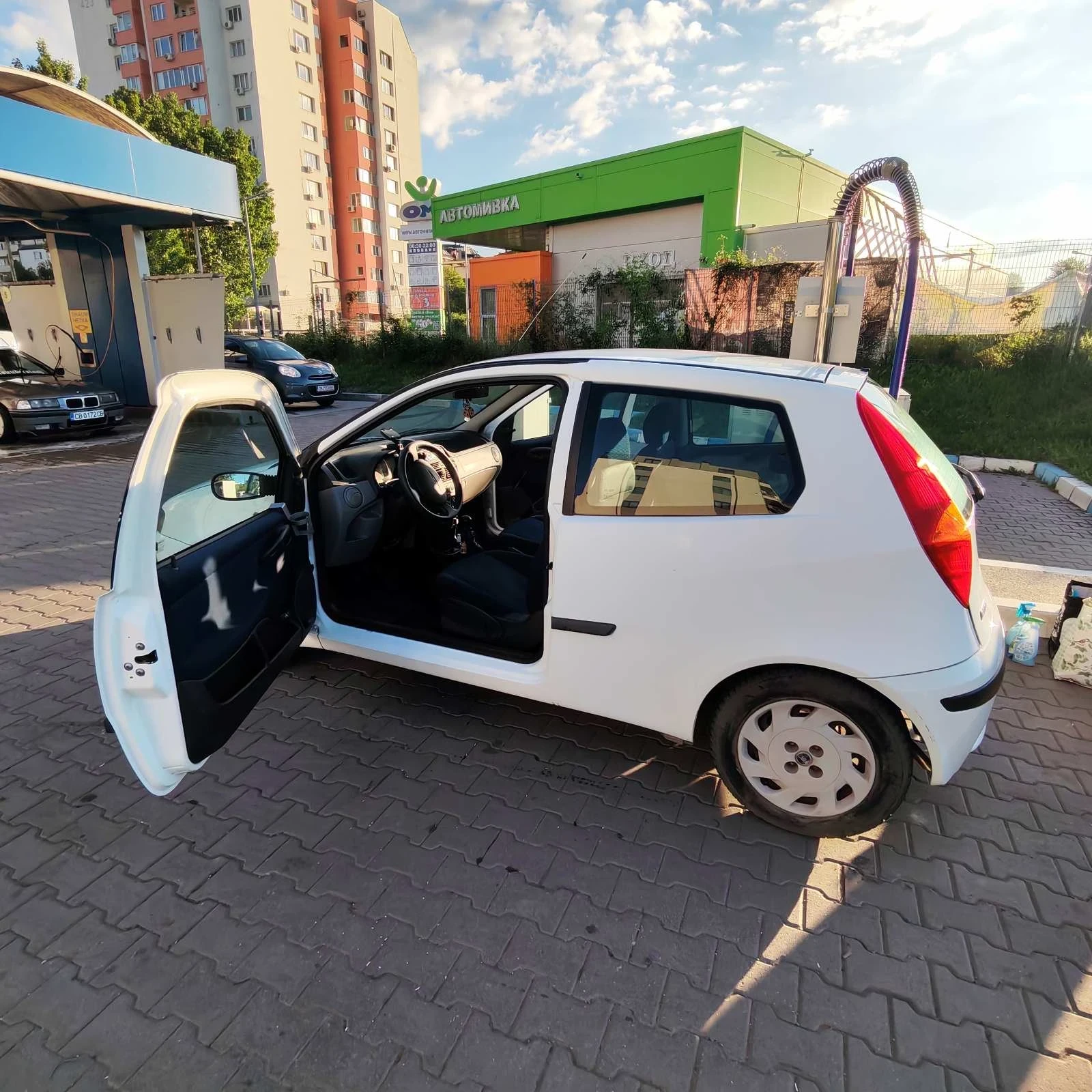 Fiat Punto, снимка 2 - Автомобили и джипове - 55070406