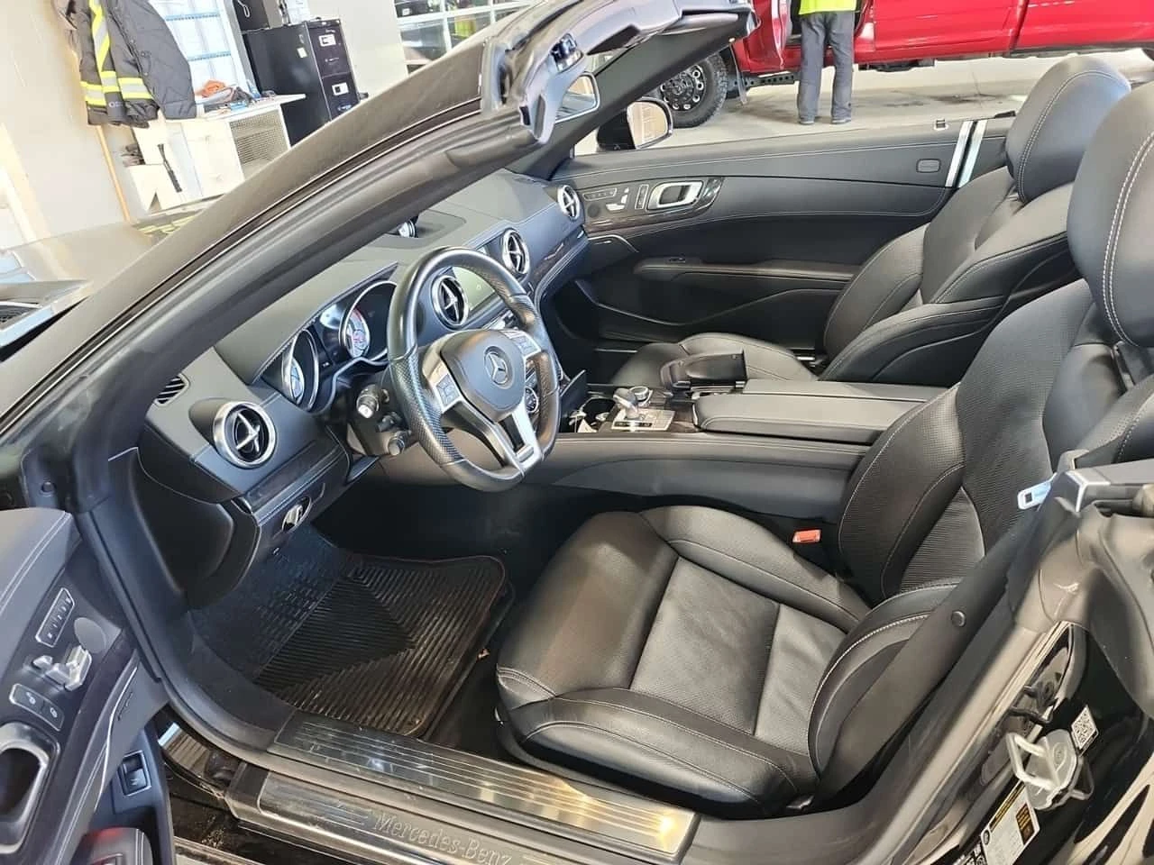 Mercedes-Benz SL 500  550 CABRIO| HARMAN/KARDON| MEMORY| ОБДУХ| CARFAX|, снимка 8 - Автомобили и джипове - 55161080