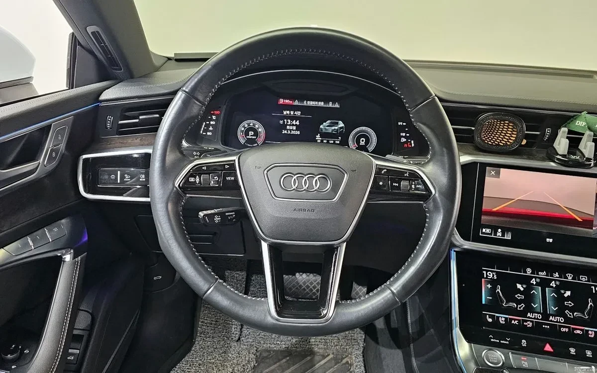 Audi A7 55TFSI / MEMORY/ OBDUHVANE / PODGREV / KEYLESS, снимка 6 - Автомобили и джипове - 55382947