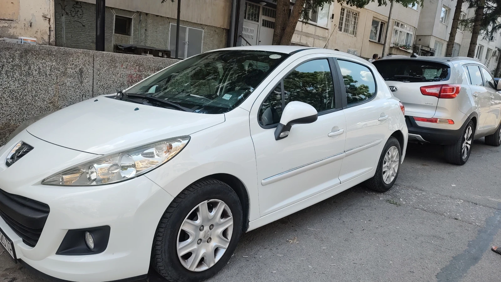 Peugeot 207, снимка 8 - Автомобили и джипове - 55607775