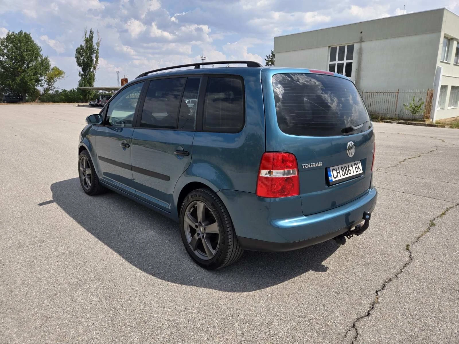 VW Touran Ван, снимка 5 - Автомобили и джипове - 55643064