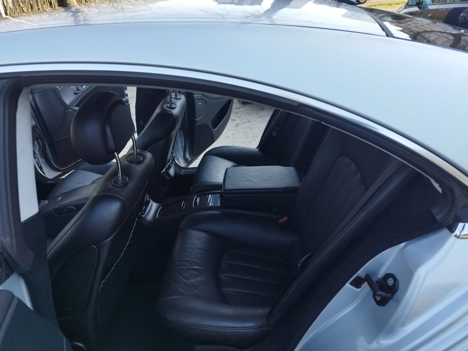 Mercedes-Benz CLS 500, снимка 3 - Автомобили и джипове - 55748951
