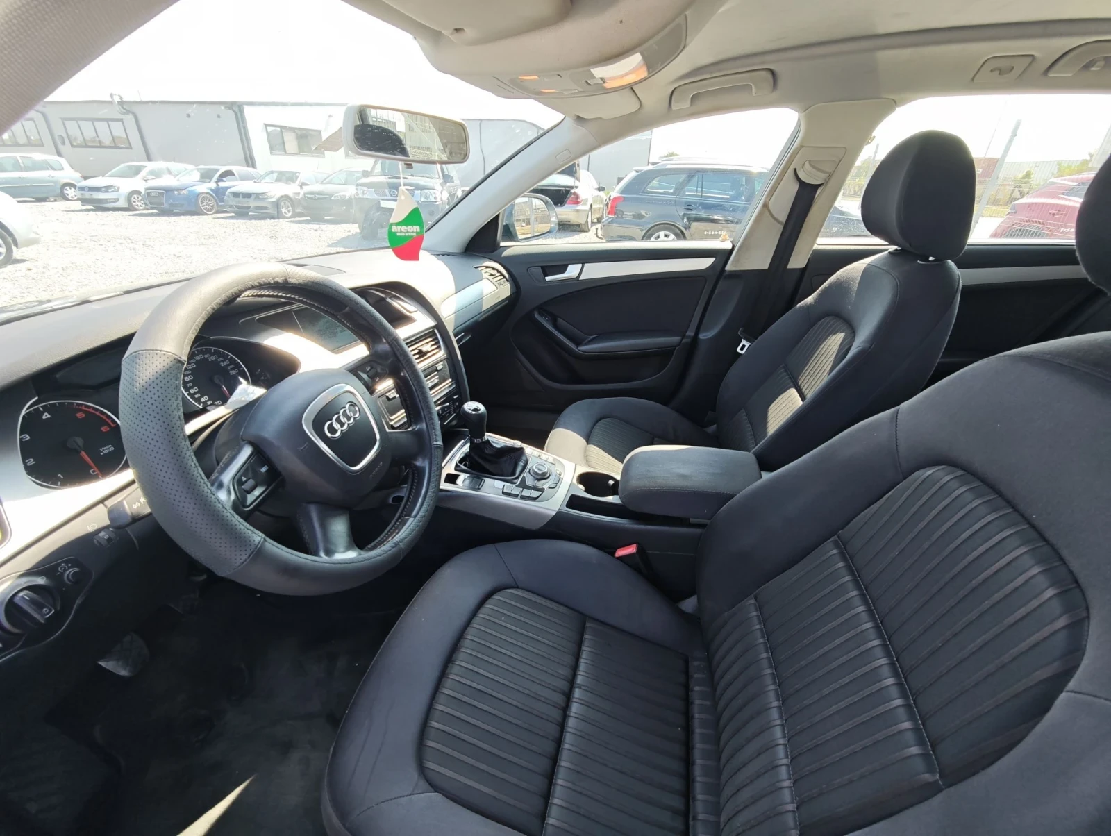 Audi A4, снимка 8 - Автомобили и джипове - 55927253