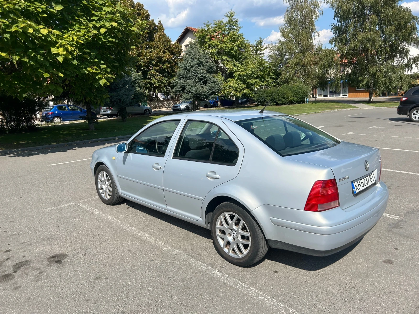 VW Bora, снимка 5 - Автомобили и джипове - 56158037