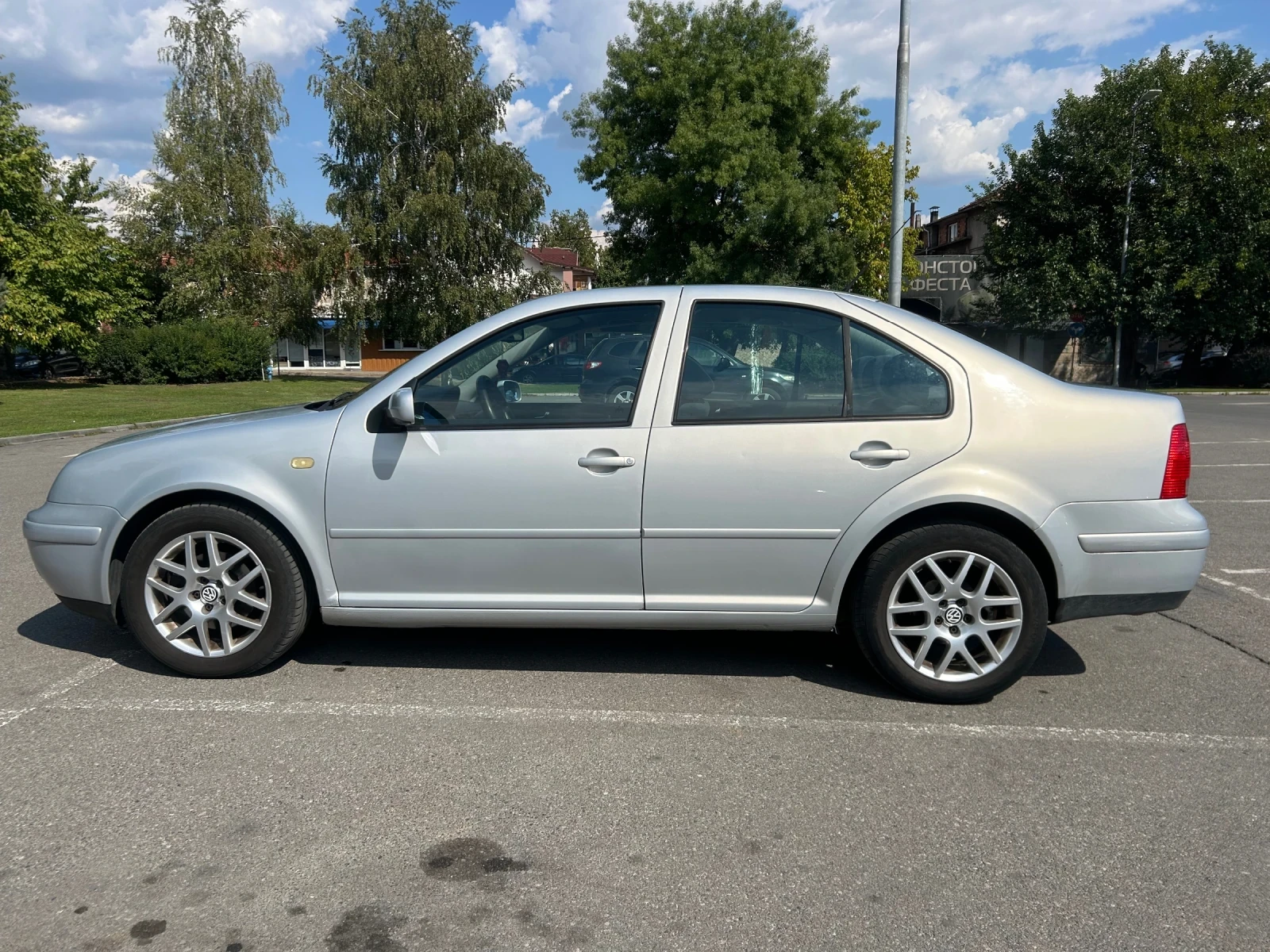 VW Bora, снимка 3 - Автомобили и джипове - 56158037